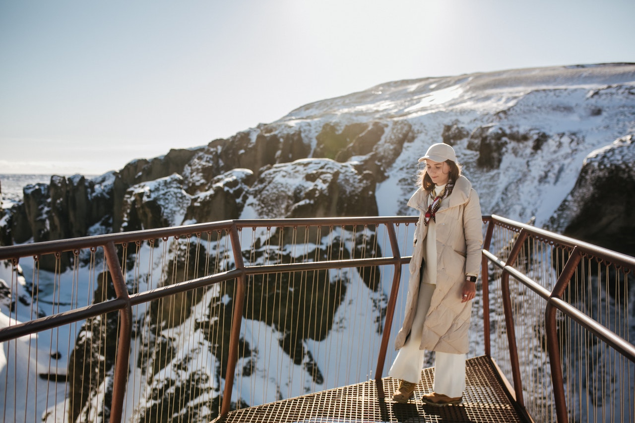 Jakie buty zimowe damskie są teraz w modzie?